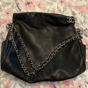 SOLD Chanel lambskin hobo